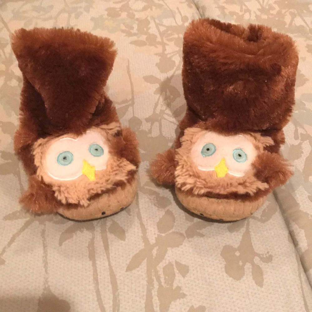 Hatley slouch slippers, size M (8-10) 🦉🦉